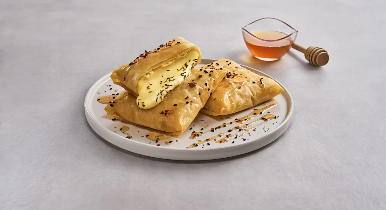 فطائر الجبنة والعسل